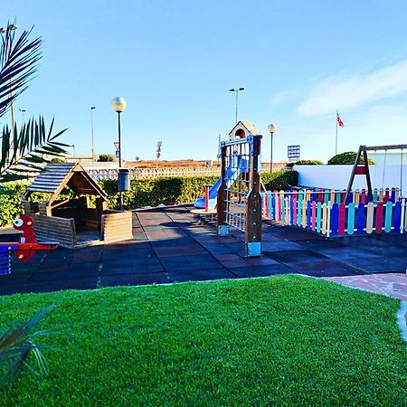 Apartamento Premium Con 5 Piscinas Barbacoa Tenis Frontenis มาเรนีเบลา ภายนอก รูปภาพ