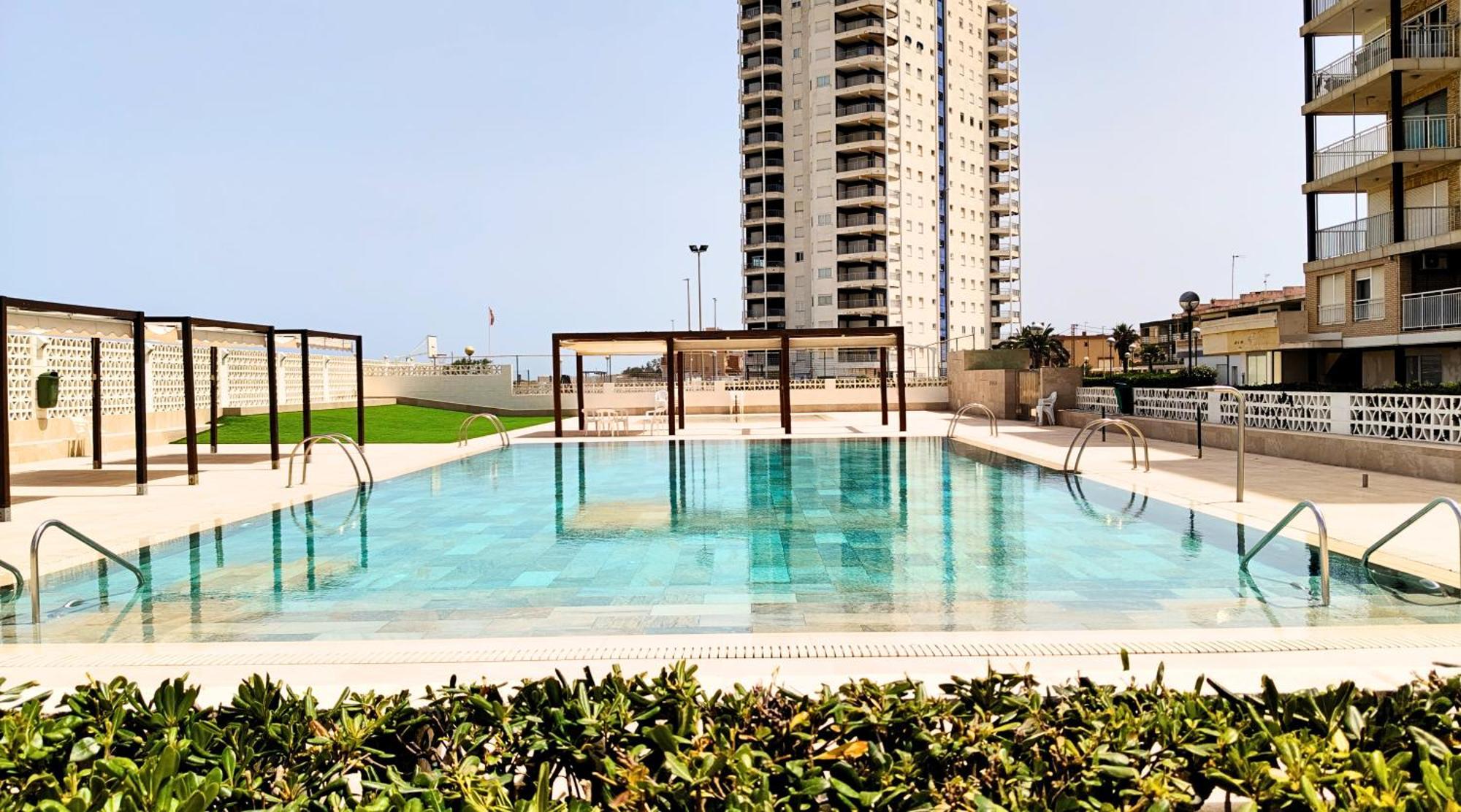 Apartamento Premium Con 5 Piscinas Barbacoa Tenis Frontenis มาเรนีเบลา ภายนอก รูปภาพ