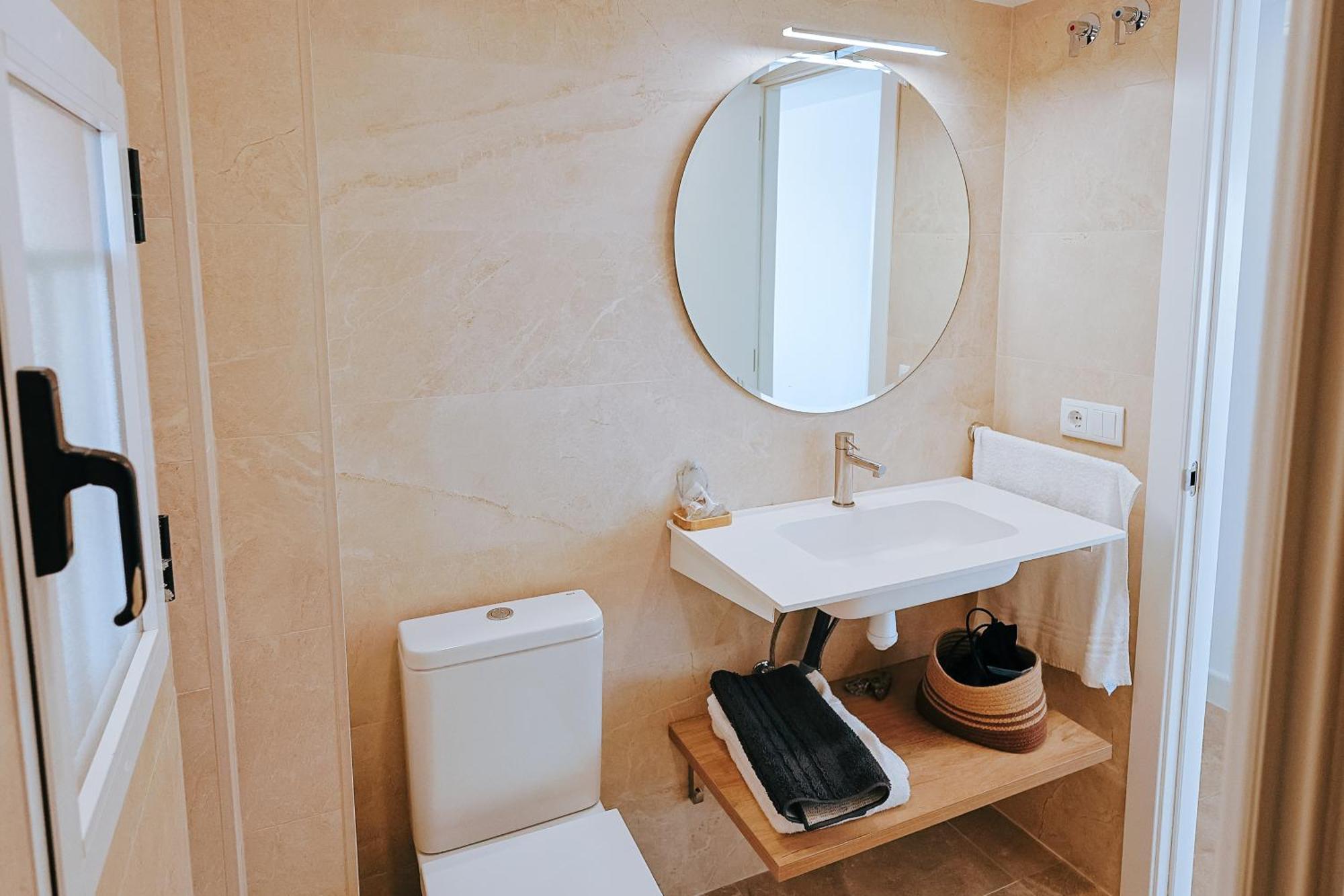 Apartamento Premium Con 5 Piscinas Barbacoa Tenis Frontenis มาเรนีเบลา ภายนอก รูปภาพ
