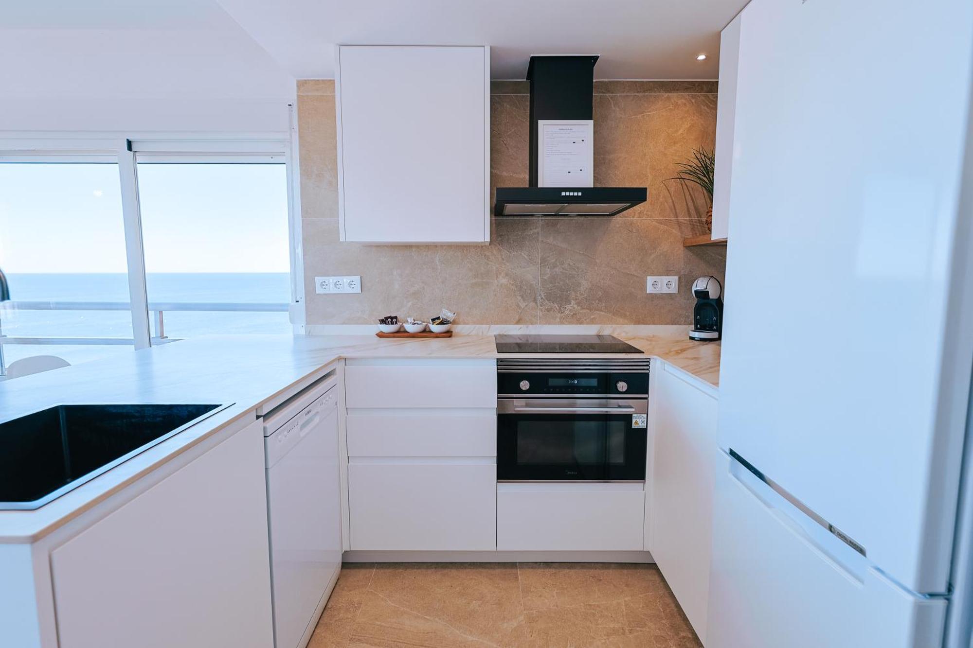 Apartamento Premium Con 5 Piscinas Barbacoa Tenis Frontenis มาเรนีเบลา ภายนอก รูปภาพ